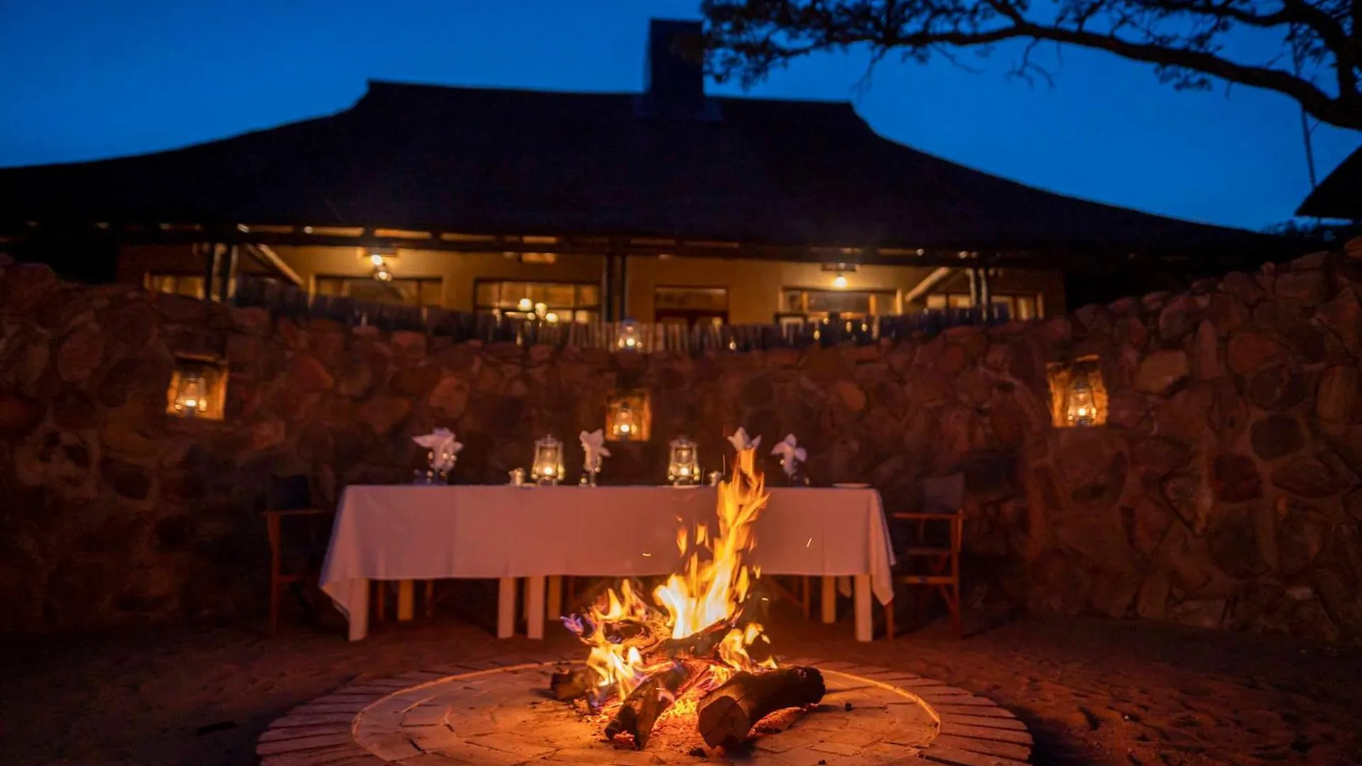 Ekuthuleni Lodge ストランド