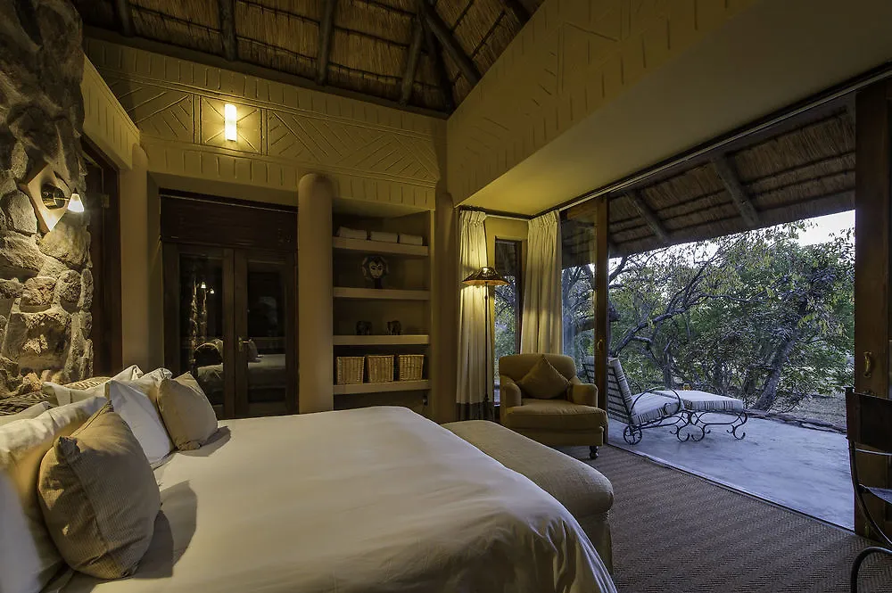 Ekuthuleni Lodge ストランド